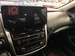 نيسان ألتيما